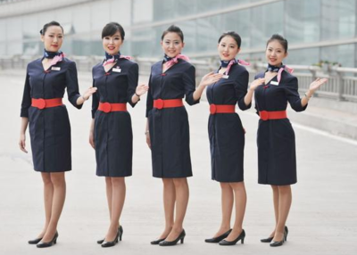 年輕的空姐，為什么大都穿裙子？另有原因“不容易”——公司禮儀服務(wù)